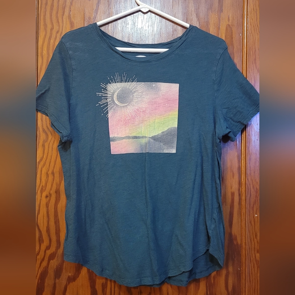Dark blue-green tee